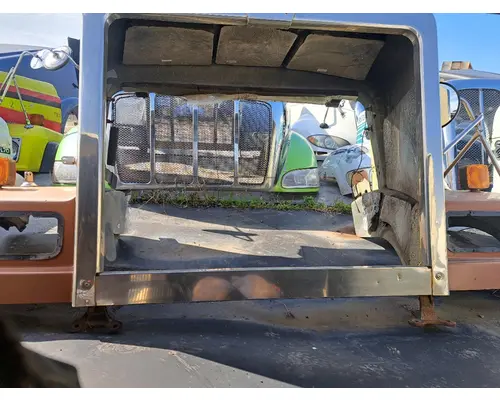 Hood WESTERN STAR TR 4900 Truck Salvage International Inc