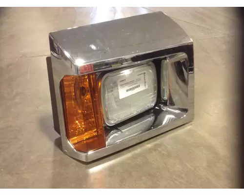 Western Star Trucks 4700 Headlamp Assembly