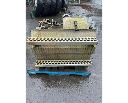 DPF (Diesel Particulate Filter) WESTERN STAR TRUCKS 4900 FA Payless Truck Parts