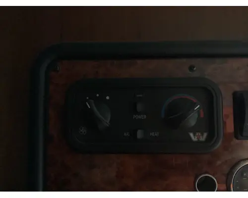 Sleeper WESTERN STAR TRUCKS 4900 FA Vander Haags Inc Cb