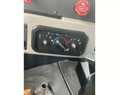 Temperature Control WESTERN STAR TRUCKS 4900 SA Dutchers Inc   Heavy Truck Div  Ny