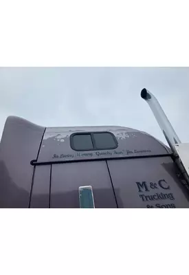 Western Star Trucks 4900EX Sleeper Window