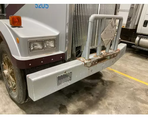 Western Star Trucks 4900FA Bumper Assembly, Front
