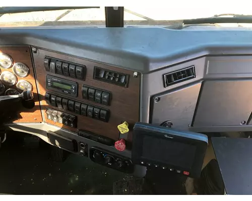 Western Star Trucks 4900 Dash Assembly