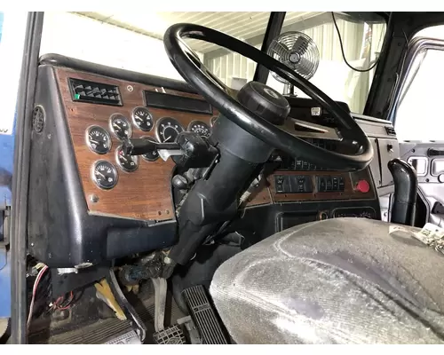 Western Star Trucks 4900 Dash Assembly