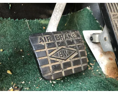Western Star Trucks 4900 Foot Control Pedal (all floor pedals)