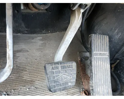 Western Star Trucks 4900 Foot Control Pedal (all floor pedals)