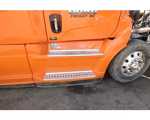 Side Fairing WESTERN STAR TRUCKS 5700 XE Sam's Riverside Truck Parts Inc