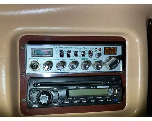 Radio Western Star Trucks 5700 Vander Haags Inc SF