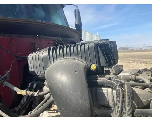 Western Star Trucks 5700 Air Cleaner
