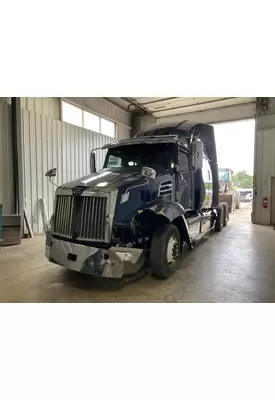 Western Star Trucks 5700 Cab Assembly