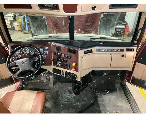 Western Star Trucks 5700 Dash Assembly