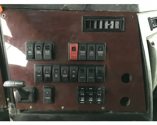 Western Star Trucks 5700 Dash Assembly