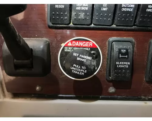 Western Star Trucks 5700 Dash Assembly