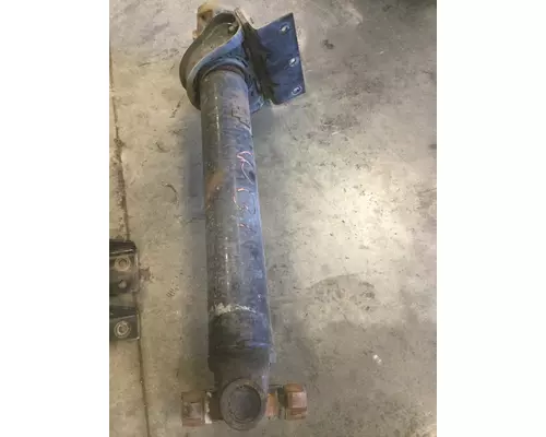 Drive Shaft, Rear Western Star Trucks 5700 Payless Truck Parts