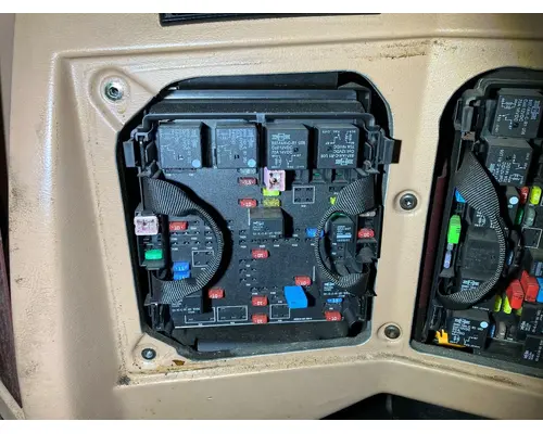 Western Star Trucks 5700 Electrical Misc. Parts