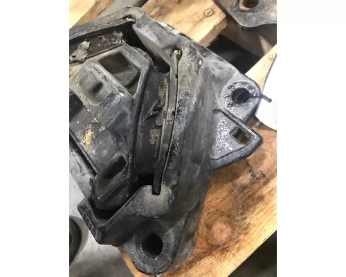 Western Star Trucks 5700 Engine Mounts