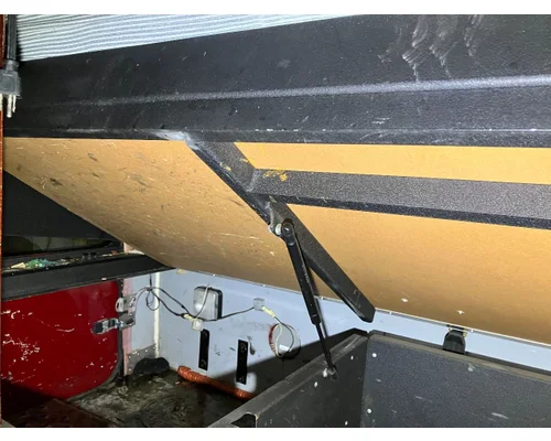Western Star Trucks 5700 Sleeper Bunk