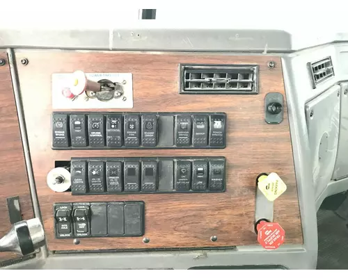 Western Star Trucks 5800 Dash Assembly