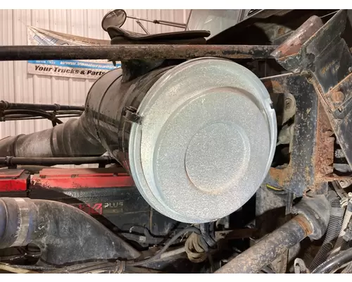 Western Star Trucks 5900 Air Cleaner