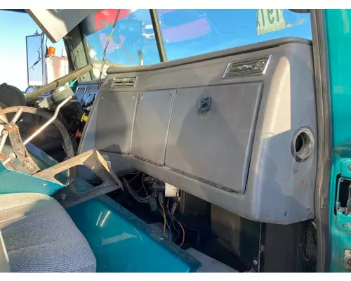 Western Star Trucks 5900 Dash Assembly