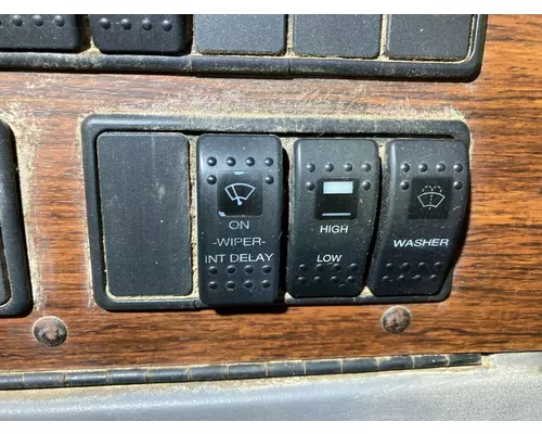 Western Star Trucks 5900 Dash Assembly