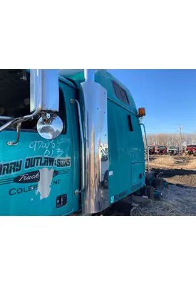 Western Star Trucks 5900 Muffler Shield