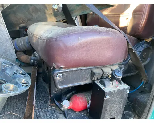 Western Star Trucks 5900 Seat (non-Suspension)