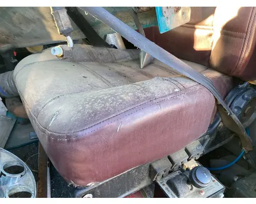 Western Star Trucks 5900 Seat (non-Suspension)