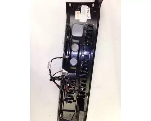 Dash / Console Switch WESTERN STAR  Hagerman Inc.