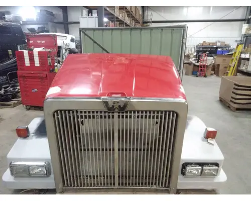 Hood WESTERN STAR  Lund Truck Parts