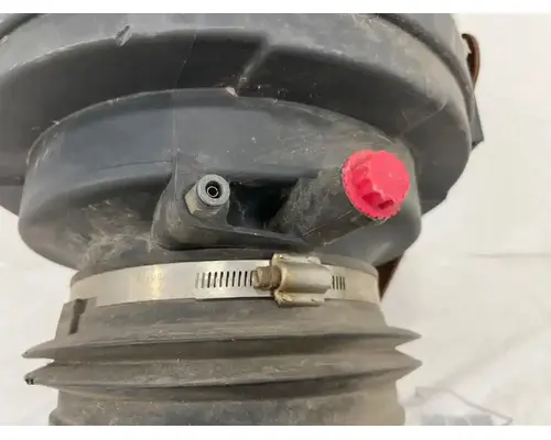 Western Star 4700 Air Cleaner
