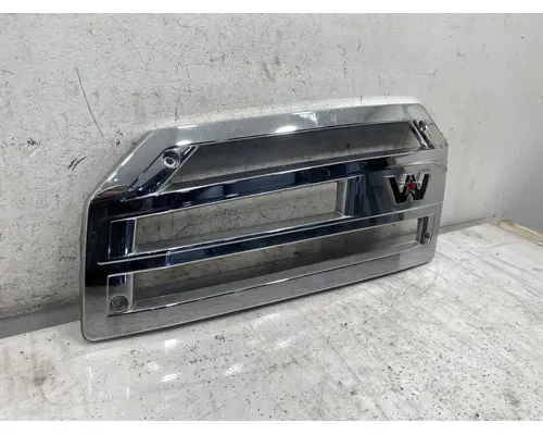 Body Parts, Misc. WESTERN STAR 4700 Frontier Truck Parts