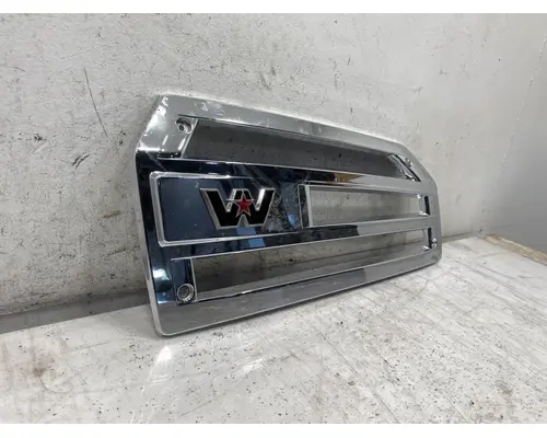 Body Parts, Misc. WESTERN STAR 4700 Frontier Truck Parts