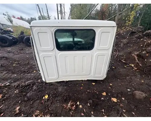 Western Star 4700 Cab