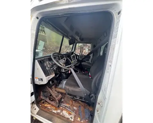 Western Star 4700 Cab