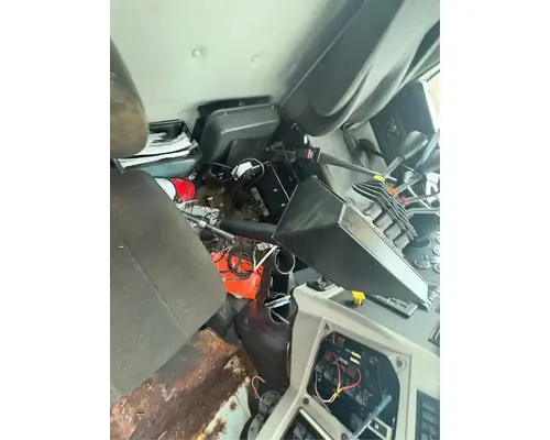 Western Star 4700 Cab