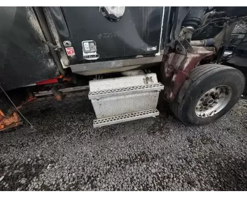 Western Star 4700 DPF (Diesel Particulate Filter)