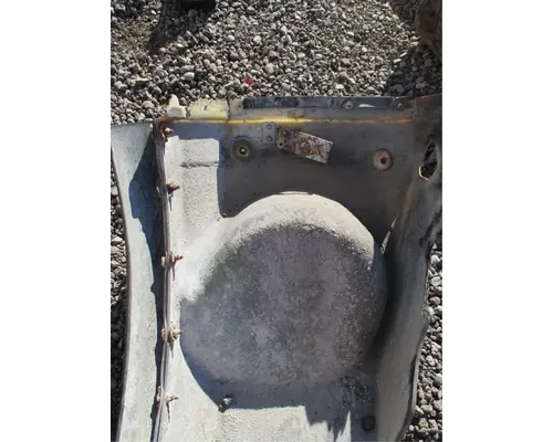 Western Star 4864F Fender Extension