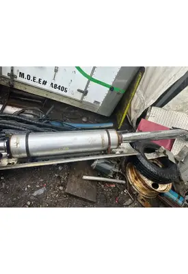 Western Star 4900 FA Exhaust Pipe
