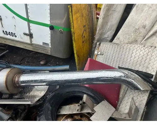 Western Star 4900 FA Exhaust Pipe