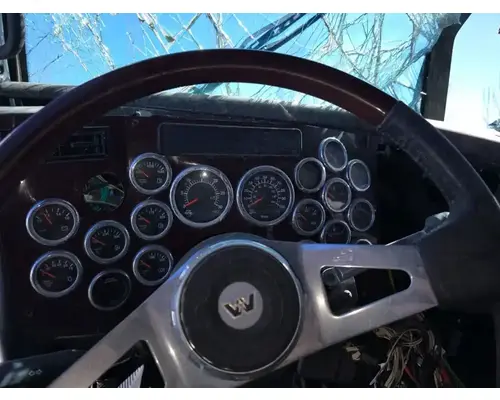 Western Star 4900 FA Instrument Cluster