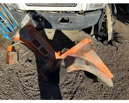 Western Star 4900 SA Fender Extension