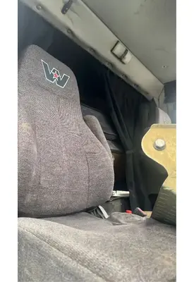 Western Star 4900 SA Seat, Front