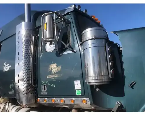Western Star 4900EX Air Cleaner
