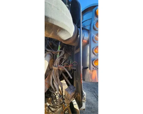 Western Star 4900EX Cowl