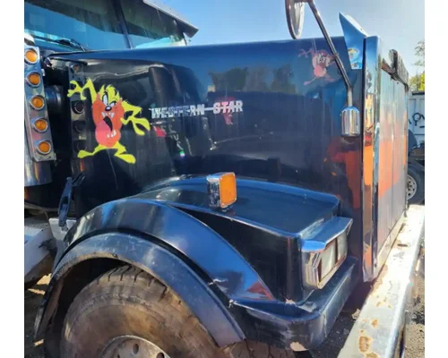 Western Star 4900EX Hood