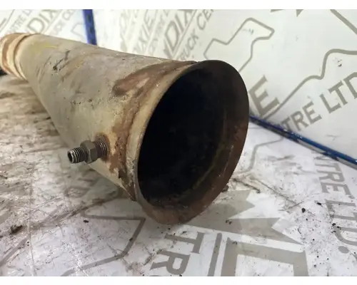 Western Star 4900FA Exhaust Pipe