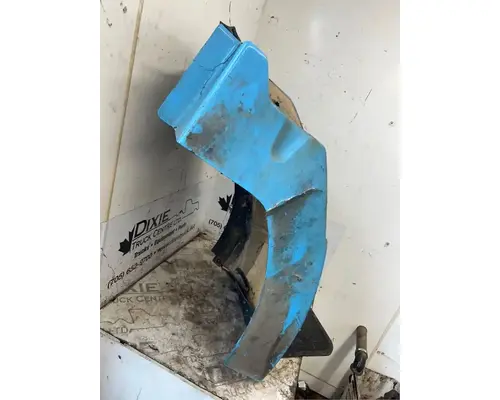 Western Star 4900FA Fender Extension