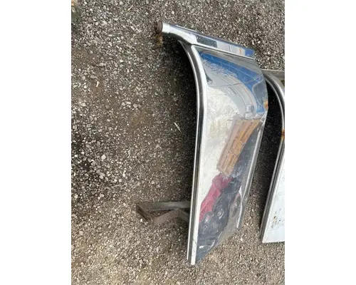 Western Star 4900FA Fender